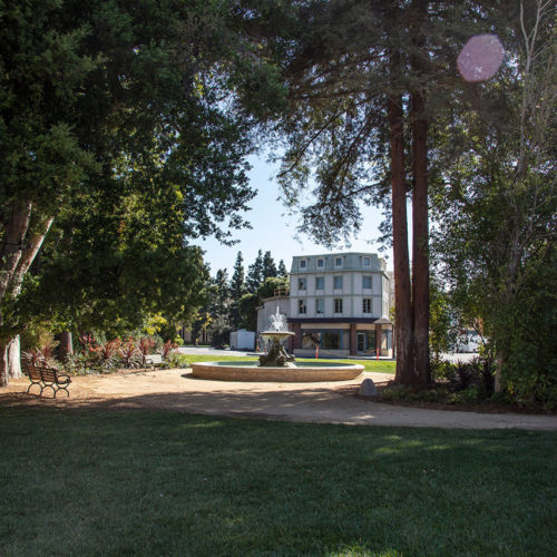 Embassy Courtyard / New York Park | Warner Bros. Studio Operations